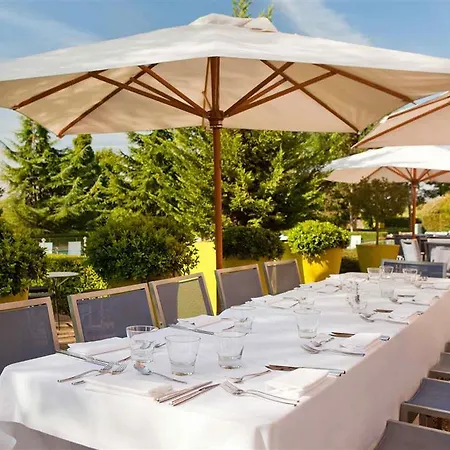 호텔 Novotel Saint-quentin En Yvelines 마그니레해모우