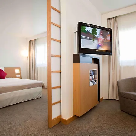Hotel Novotel Saint-quentin En Yvelines