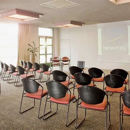 Novotel Saint-quentin En Yvelines 4*