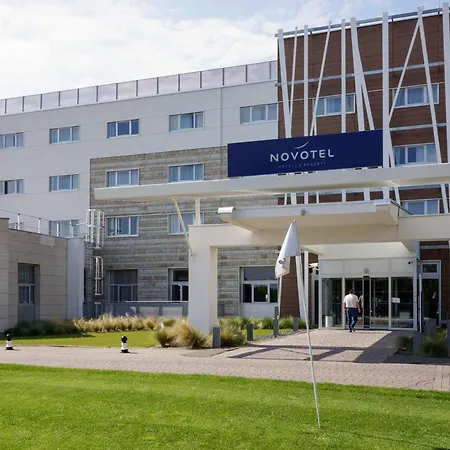 Hotel Novotel Saint-quentin En Yvelines 4*
