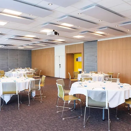Novotel Saint-quentin En Yvelines Hotel Magny-les-Hameaux