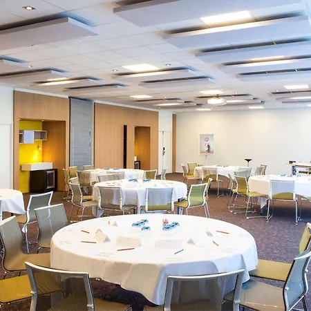 Hotel Novotel Saint-quentin En Yvelines Magny-les-Hameaux