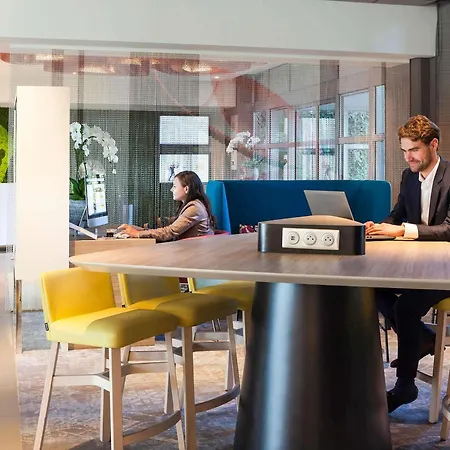 Novotel Saint-quentin En Yvelines Hotel Magny-les-Hameaux