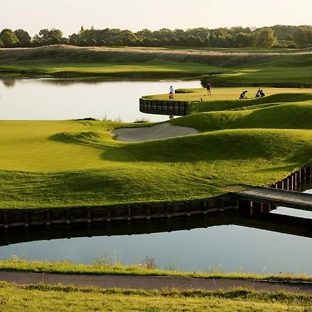 Novotel Saint-quentin En Yvelines Magny-les-Hameaux