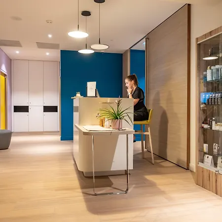 Novotel Saint-quentin En Yvelines Hotell Magny-les-Hameaux