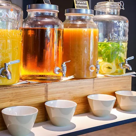 Novotel Saint-quentin En Yvelines Hotell Magny-les-Hameaux