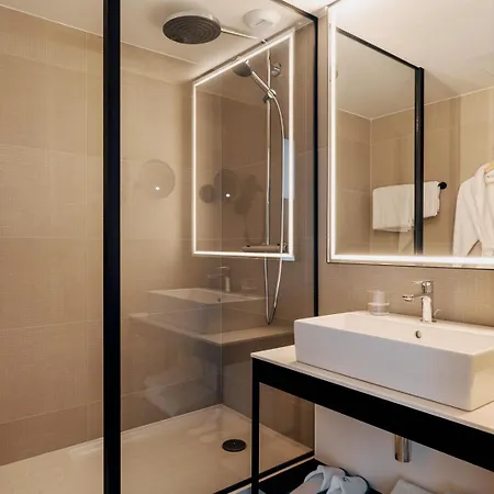 Hotel Novotel Saint-quentin En Yvelines 4*