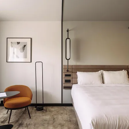 Novotel Saint-quentin En Yvelines 4* Magny-les-Hameaux