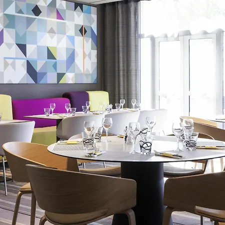 Novotel Saint-quentin En Yvelines 4* Magny-les-Hameaux
