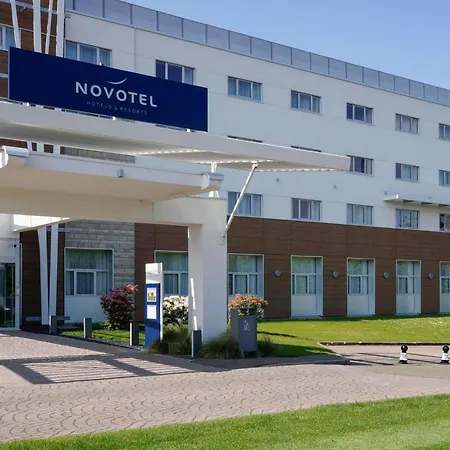 Novotel Saint-quentin En Yvelines Otel