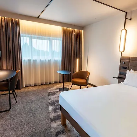 Otel Novotel Saint-quentin En Yvelines 4*