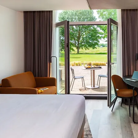 Novotel Saint-quentin En Yvelines Magny-les-Hameaux