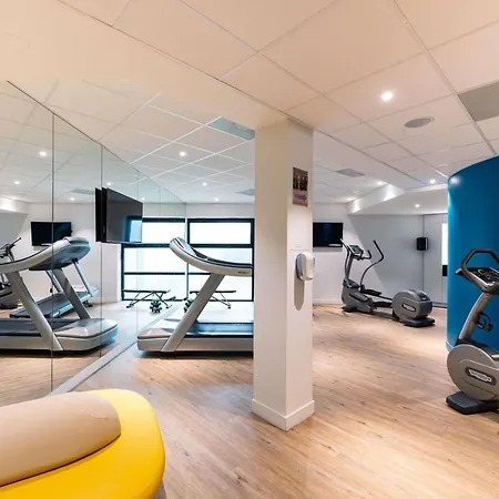 Otel Novotel Saint-quentin En Yvelines 4*