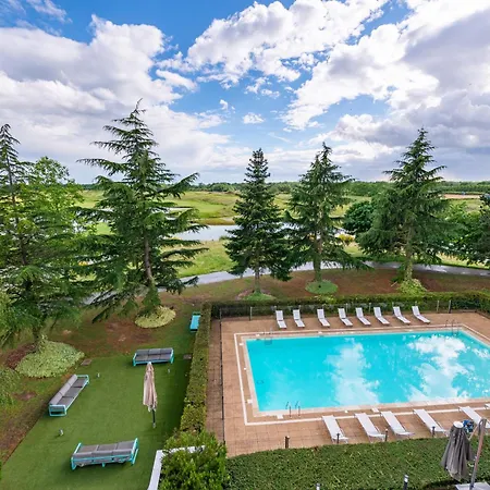 Novotel Saint-quentin En Yvelines Magny-les-Hameaux