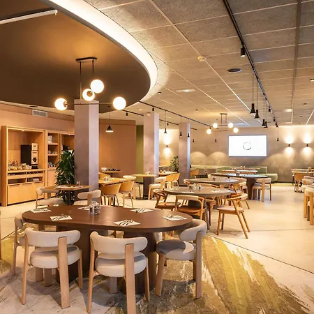 Novotel Saint-quentin En Yvelines Hotel