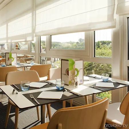 Hotell Novotel Saint-quentin En Yvelines Magny-les-Hameaux