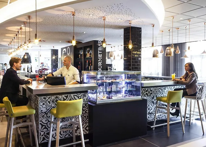 Hotel Novotel Saint-quentin En Yvelines 4*